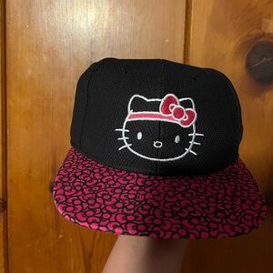 Hello Kitty hat
